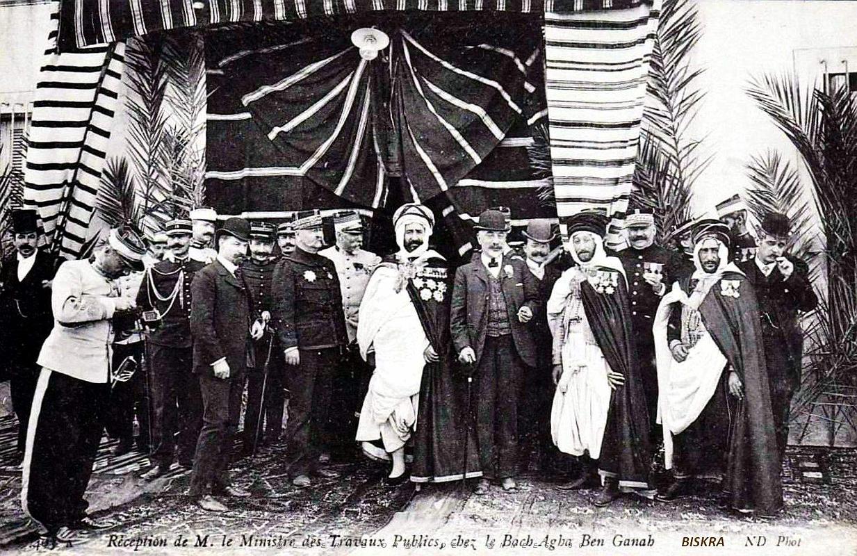 1200- Biskra - Ministre chez le Bachaga Ben Ganah.jpg